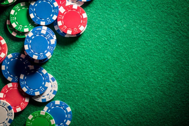 hantogel Infinite Blackjack mobile app interface showing dealer, player hand, and decision buttons